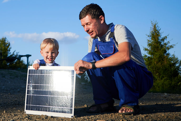 Teaser Minisolaranlage - Elektro Blauert Multimedia GmbH – Ihre kompetenten Partner in Sachen Multimedia in Hamm und Umgebung.